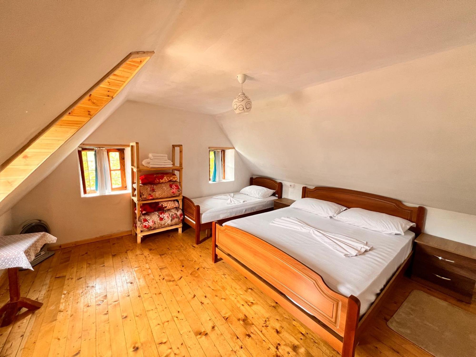 Guest House Gjelaj Theth Ngoại thất bức ảnh